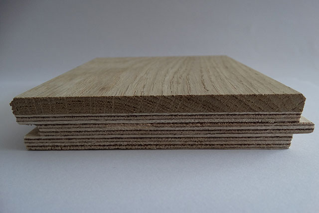 деревянные полы паркеты напольные покрытия самонесущие лестницы производитель в Польше