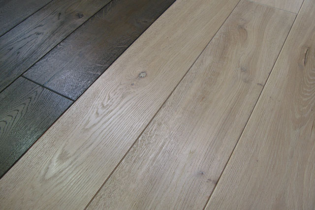 деревянные полы паркеты напольные покрытия самонесущие лестницы производитель в Польше