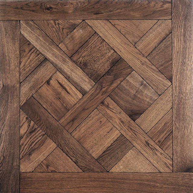 деревянные полы паркеты напольные покрытия самонесущие лестницы производитель в Польше