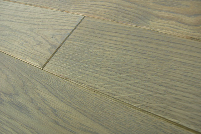 деревянные полы паркеты напольные покрытия самонесущие лестницы производитель в Польше